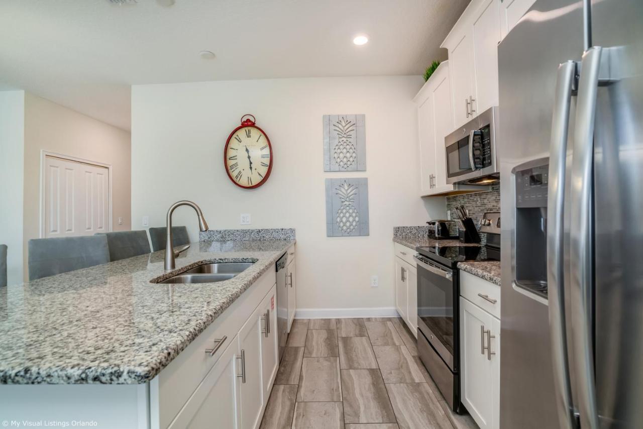 Stunning Lakeview Townhome W Private Pool Kissimmee Luaran gambar